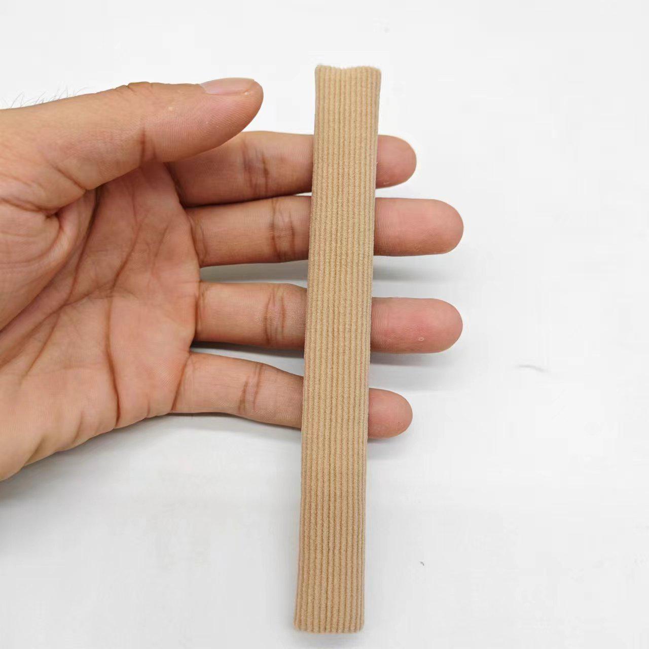 Силиконовый противоизносный увлажняющий защитный чехол для пальцев ног и пальцев
Силиконовый противоизносный увлажняющий защитный чехол для пальцев ног и пальцев