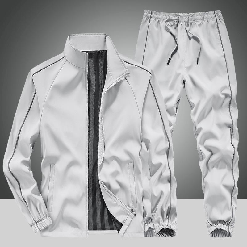 Весенне-осенний мужской повседневный спортивный костюм, красивый комплект-двойка XL серый
Весенне-осенний мужской повседневный спортивный костюм, красивый комплект-двойка XL серый