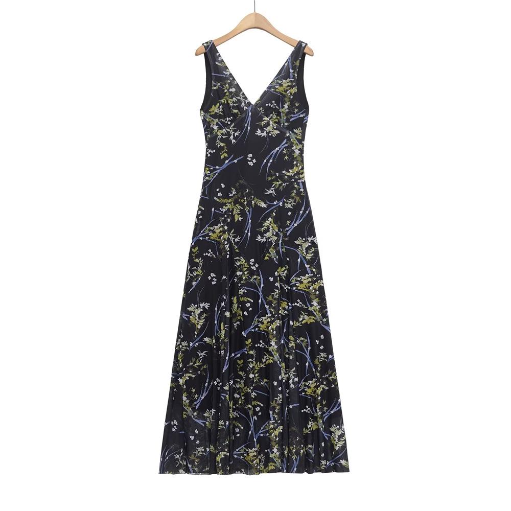 Spring/Summer 2025 Women s Silk V-Neck Sleeveless Dress with Wavy Wide Hem and Floral Print Extra Small чорний
Spring/Summer 2025 Women s Silk V-Neck Sleeveless Dress with Wavy Wide Hem and Floral Print Extra Small чорний