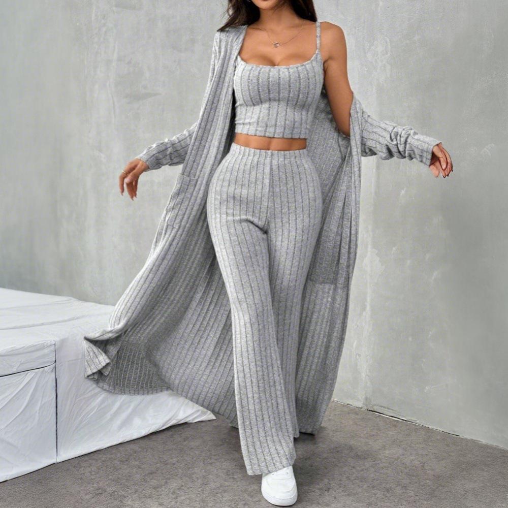 2024 Autumn/Winter European & American Women s Casual Knit Three-Piece Set: Stylish Homewear Fashion S сірий колір
2024 Autumn/Winter European & American Women s Casual Knit Three-Piece Set: Stylish Homewear Fashion S сірий колір