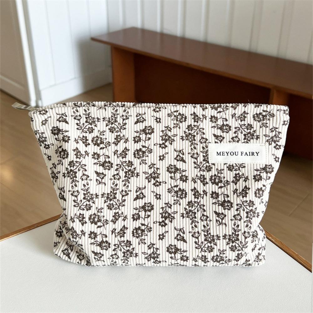 Travel Zipper Makeup Bag with Bow Pattern Large Capacity Storage Bag Corduroy Cosmetic Bag Outdoor
Travel Zipper Makeup Bag with Bow Pattern Large Capacity Storage Bag Corduroy Cosmetic Bag Outdoor