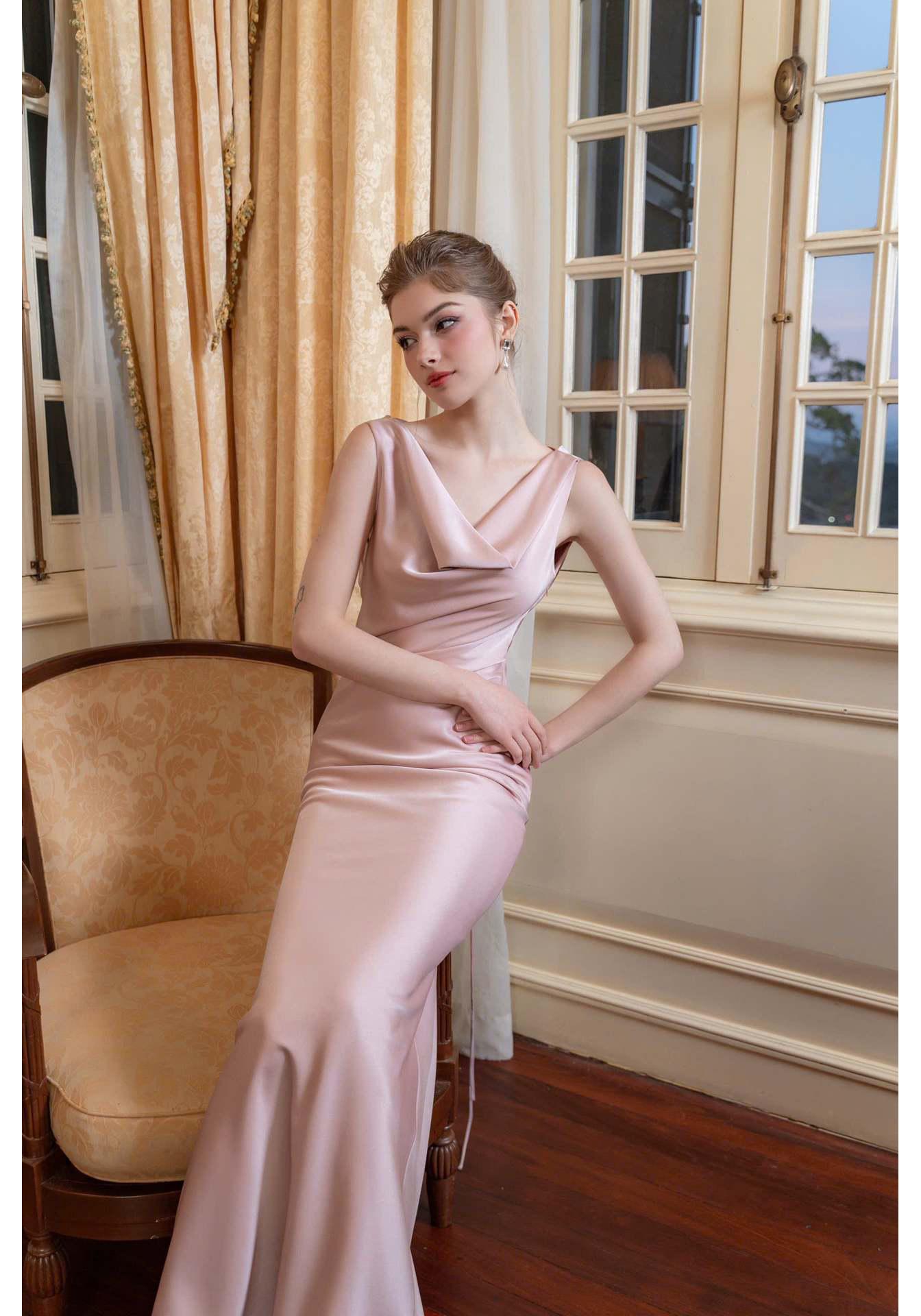 2025 European Satin Long Dress - Elegant Socialite Formal Gown for Bridesmaids M
2025 European Satin Long Dress - Elegant Socialite Formal Gown for Bridesmaids M