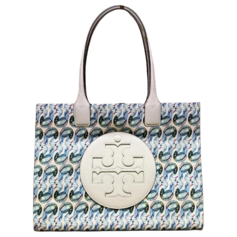 Tory Burch Ella Double T Logo Print Fabric Tote Bag Women tote Swan-White 170612-400 Basic Set (Bag+Dust Bag)
Tory Burch Ella Double T Logo Print Fabric Tote Bag Women tote Swan-White 170612-400 Basic Set (Bag+Dust Bag)