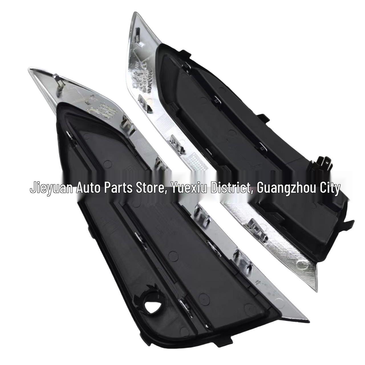 Fog Light Cover with Parking Sensor for Volvo S90L - Left (31425446) & Right (31425447) Right Side
Fog Light Cover with Parking Sensor for Volvo S90L - Left (31425446) & Right (31425447) Right Side
