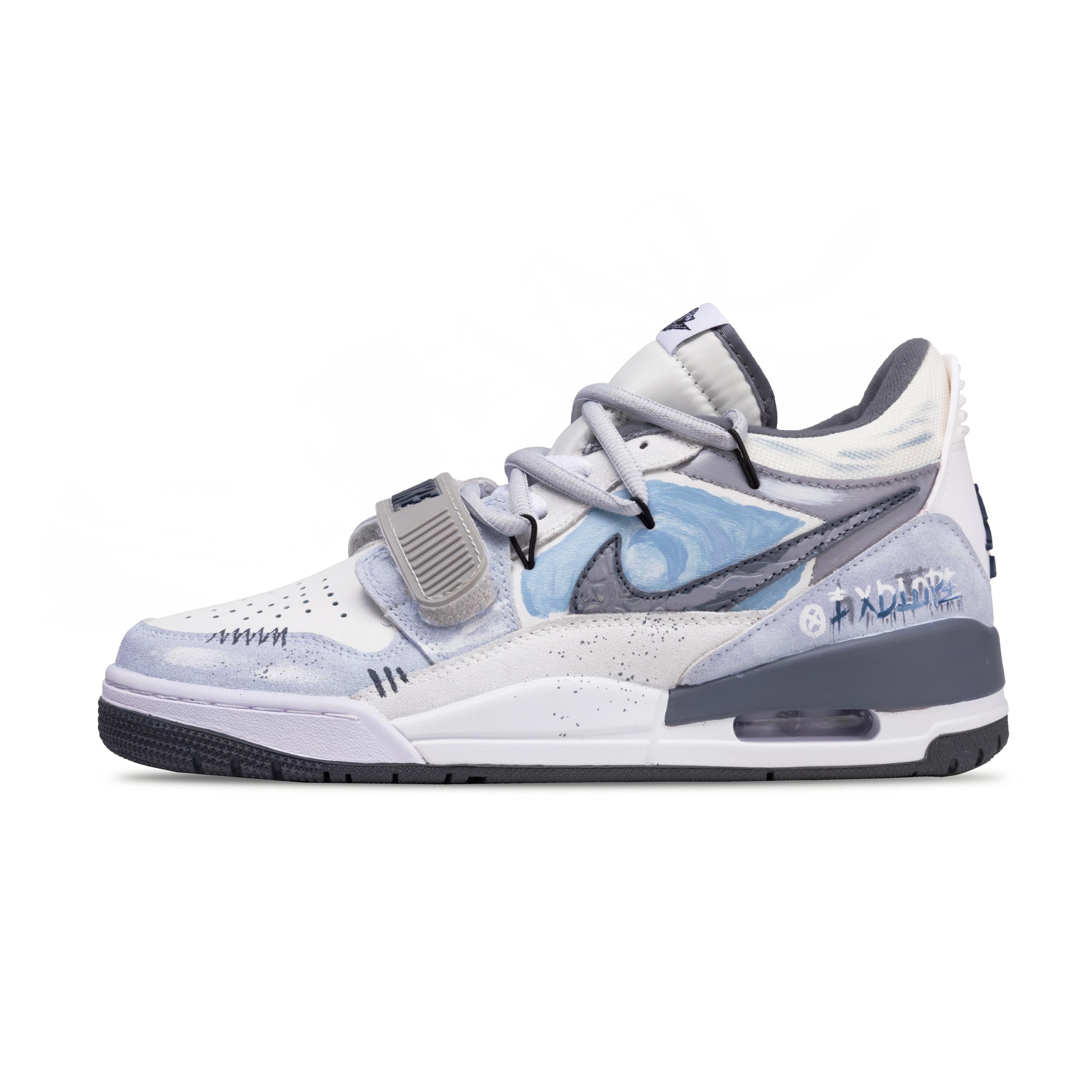 Jordan Legacy 312 Time Swirl Abrasion Resistant Abrasion Resistant Low top Vintage Basketball Shoes Men s White Blue CD7069-124(Team1068-) 44
Jordan Legacy 312 Time Swirl Abrasion Resistant Abrasion Resistant Low top Vintage Basketball Shoes Men s White Blue CD7069-124(Team1068-) 44