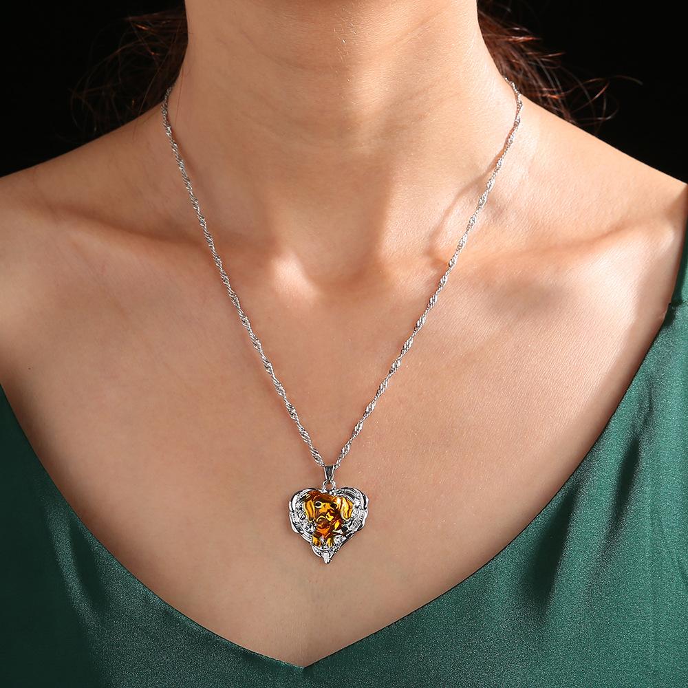 Gold And Silver Electroplated Two-Color Dog Pendant, Alloy Necklace, Women S Collarbone Chain Jewelry.
Gold And Silver Electroplated Two-Color Dog Pendant, Alloy Necklace, Women S Collarbone Chain Jewelry.