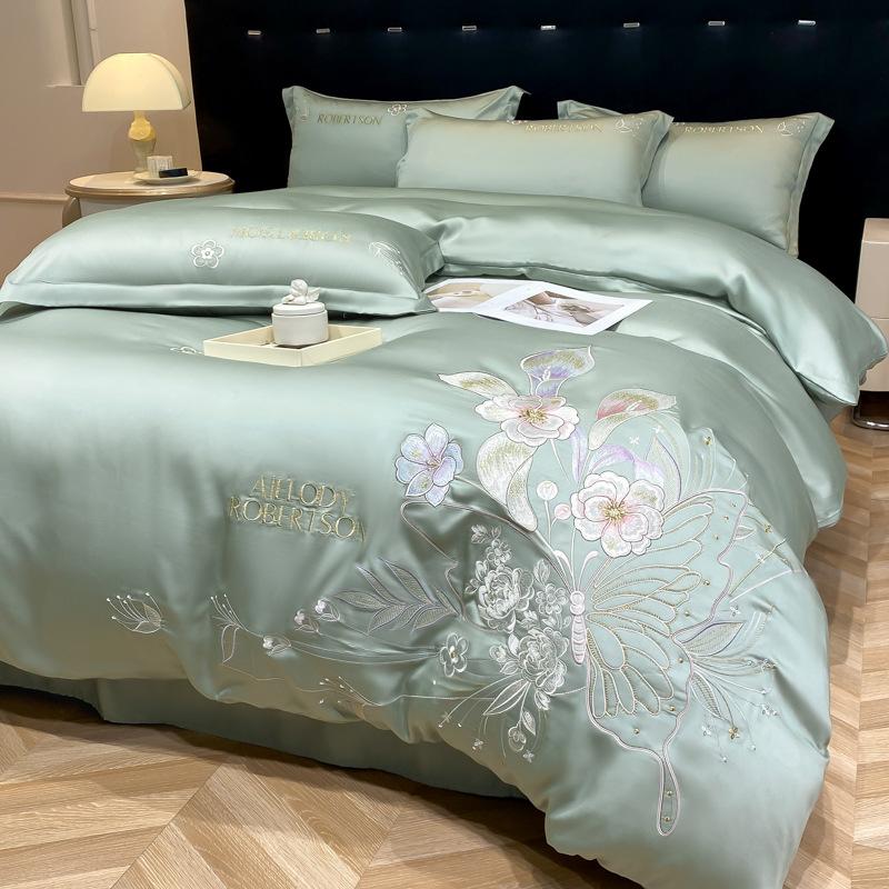 Комплект постельного белья из ледяного шелка, четырехпредметный, вышивка, приятный к коже, дышащий, удобный, простыня, пододеяльник, наволочка 2.0m bed
Комплект постельного белья из ледяного шелка, четырехпредметный, вышивка, приятный к коже, дышащий, удобный, простыня, пододеяльник, наволочка 2.0m bed