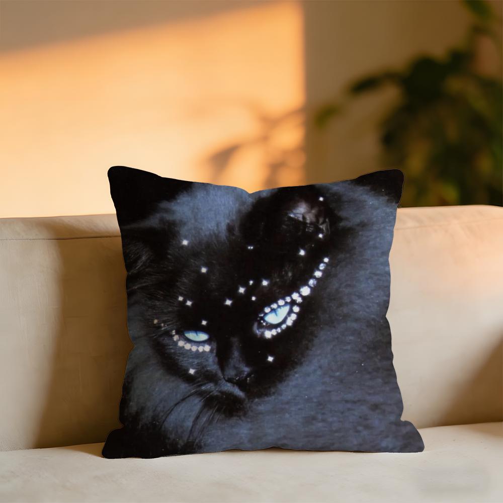 Wild Cats Cushion Cover Cozy Velvet Throw PillowSoft Warm Cushion For Sofa Bed 30x30 cm
Wild Cats Cushion Cover Cozy Velvet Throw PillowSoft Warm Cushion For Sofa Bed 30x30 cm