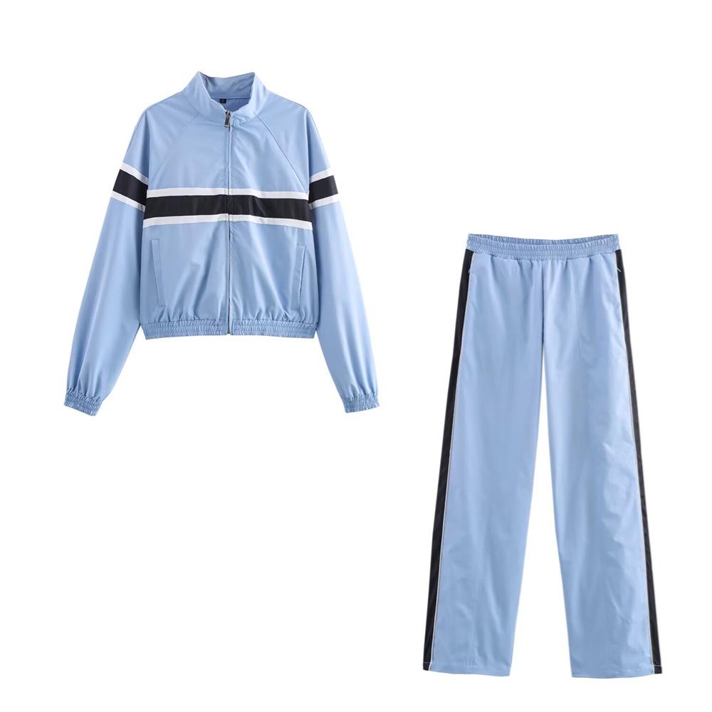 Spring 2025 Women s Spliced Stripe Ribbon Jacket & Pants Set with Stand-Up Collar Small
Spring 2025 Women s Spliced Stripe Ribbon Jacket & Pants Set with Stand-Up Collar Small