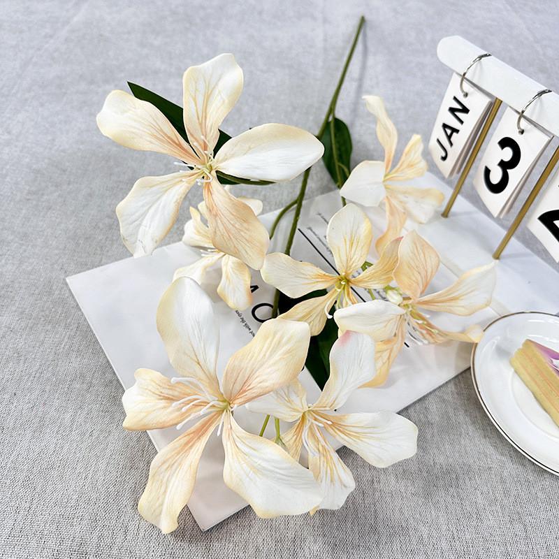 Цветок Искусственный Свадебный Гостиничный Ресторан Настольное Украшение Реквизит для Фотографии шампанского
Цветок Искусственный Свадебный Гостиничный Ресторан Настольное Украшение Реквизит для Фотографии шампанского