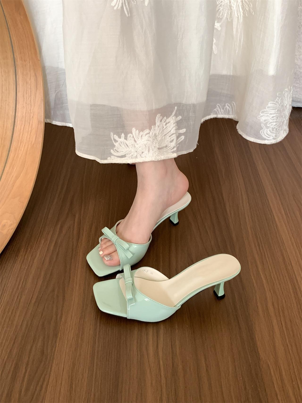 Сказочные тапочки-банты на высоком каблуке, женские летние нишевые универсальные крутые тапочки с открытым носком 40 светло-зеленый
Сказочные тапочки-банты на высоком каблуке, женские летние нишевые универсальные крутые тапочки с открытым носком 40 светло-зеленый