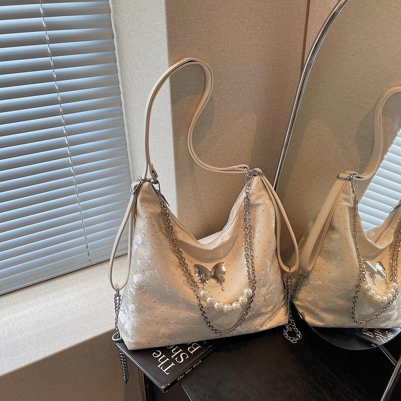 Рюкзак дизайнерский нишевая сумка женская с высоким чувством стиля большая вместимость сумка-тоут на одно плечо мессенджер многоцелевой рюкзак
Рюкзак дизайнерский нишевая сумка женская с высоким чувством стиля большая вместимость сумка-тоут на одно плечо мессенджер многоцелевой рюкзак