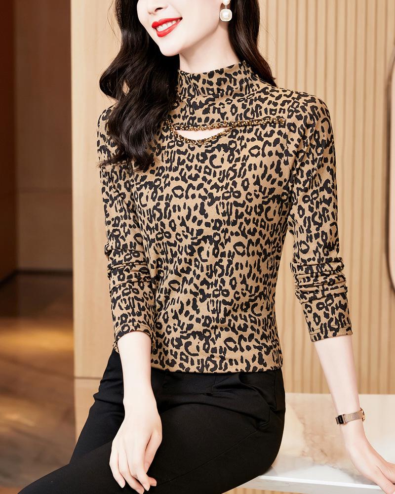 Женская блузка с леопардовым принтом, высоким воротником, бусинами, приталенная, с длинным рукавом, осень/зима 2023 Large
Женская блузка с леопардовым принтом, высоким воротником, бусинами, приталенная, с длинным рукавом, осень/зима 2023 Large