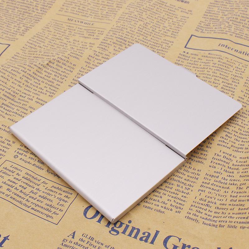 Ультратонкий Портативный Алюминиевый Держатель для Визиток Премиум Металлический Кейс для Именных Карт Элегантная Стильная Коробка для Хранения Карт для Профессионалов Мужской Подарок 2PCS серебряный