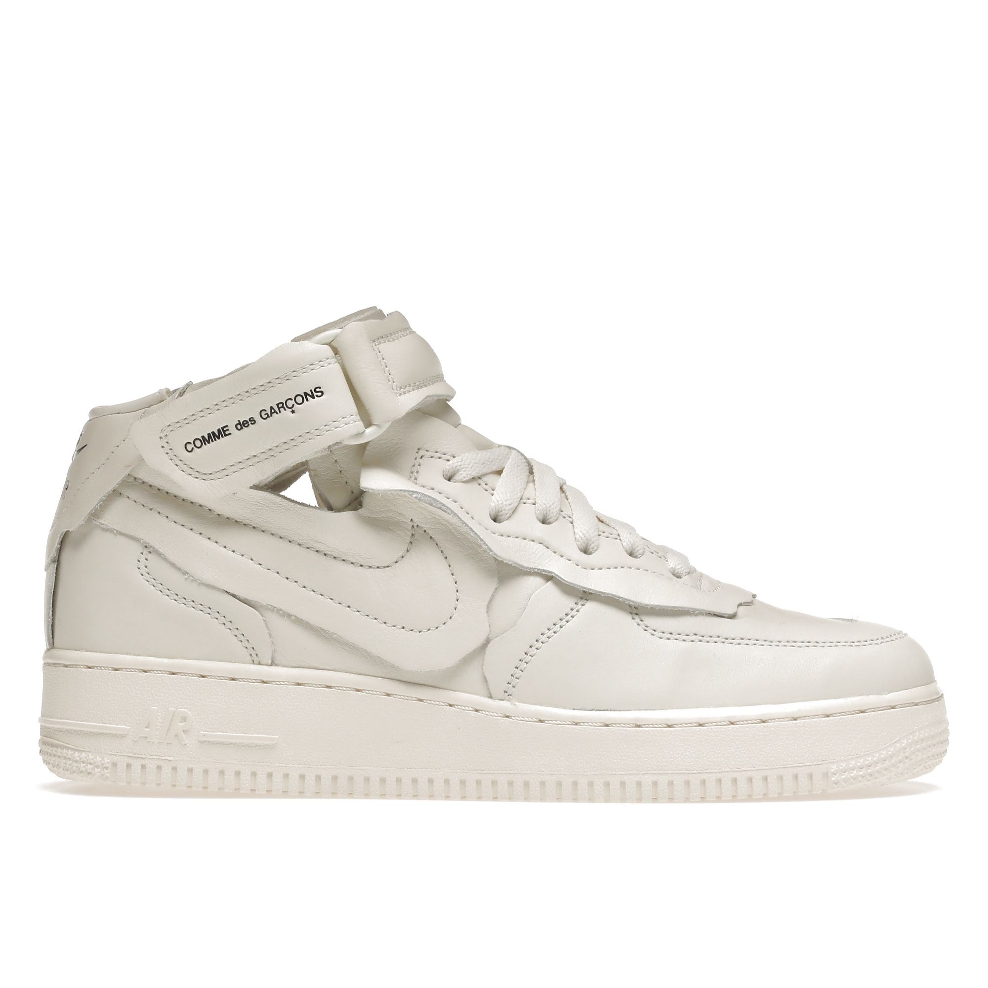 Мужские кроссовки Nike Comme des Garçons x Air Force 1 Mid Triple White DC3601-100
Мужские кроссовки Nike Comme des Garçons x Air Force 1 Mid Triple White DC3601-100