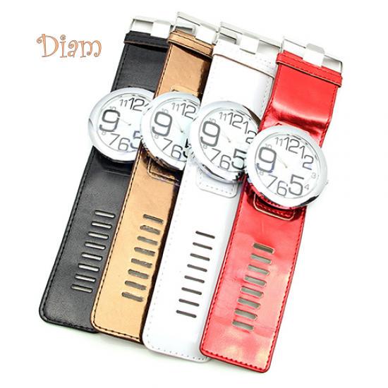 B-Bay Мужчины Женщины Роскошные Спортивные Искусственной Кожи Большой Маркер Аналоговые Кварцевые Наручные Часы Декор
B-Bay Мужчины Женщины Роскошные Спортивные Искусственной Кожи Большой Маркер Аналоговые Кварцевые Наручные Часы Декор