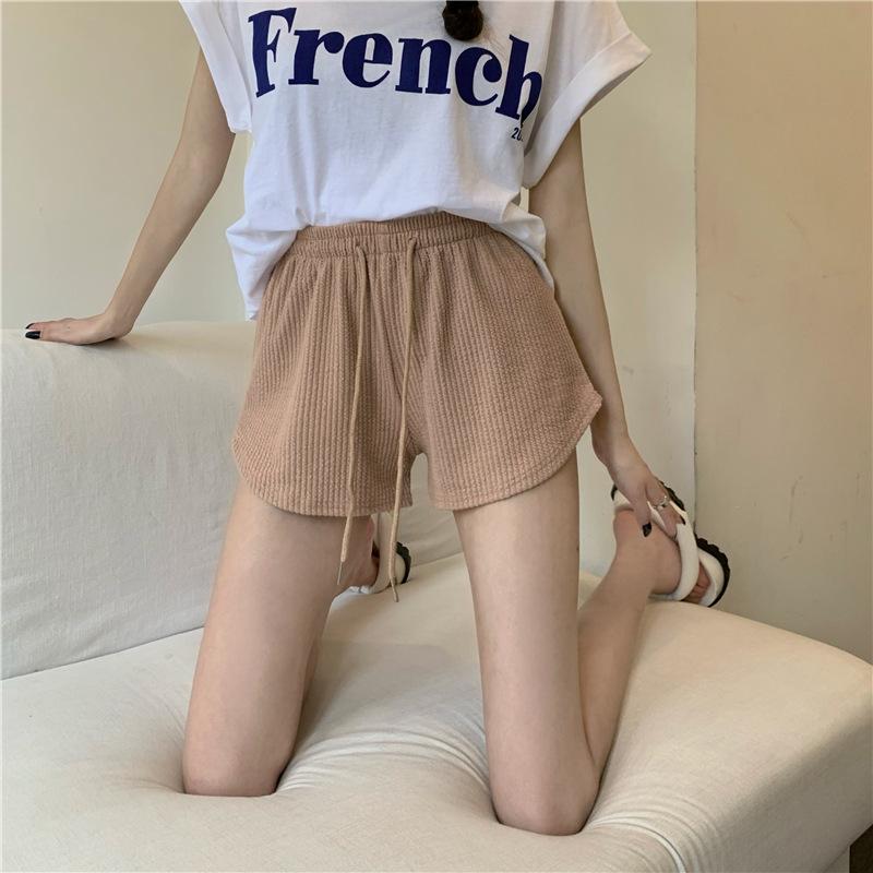 Running fitness shorts women s summer thin loose casual large size wide legs high waist a word student sports hot 4XL
Running fitness shorts women s summer thin loose casual large size wide legs high waist a word student sports hot 4XL