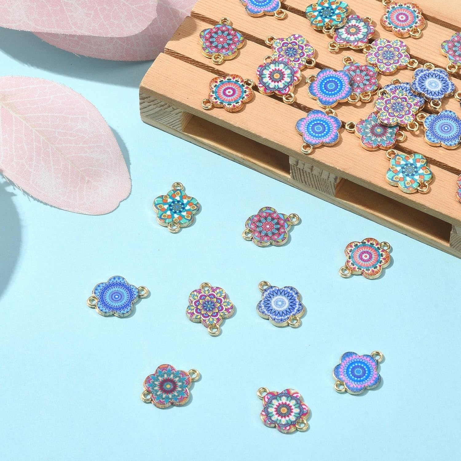 DanLingJewelry 30Pcs Random Flower Connector Charms Enamel Flower Charms with Double Loops for Jewelry Bracelets Making Flower - 30pcs - random
DanLingJewelry 30Pcs Random Flower Connector Charms Enamel Flower Charms with Double Loops for Jewelry Bracelets Making Flower - 30pcs - random