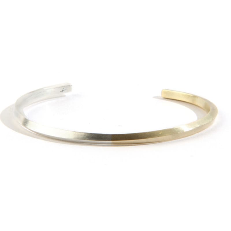 SEWNSWEN SEWN SUEN silver GOLD COMBI TWIST BANGLE ORDER MADE
SEWNSWEN SEWN SUEN silver GOLD COMBI TWIST BANGLE ORDER MADE