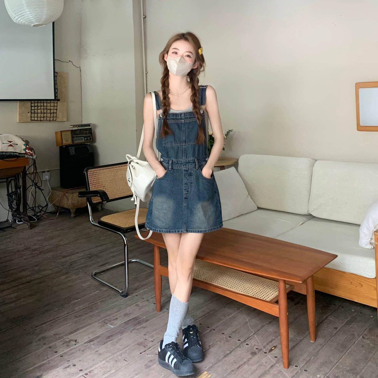 Women s Slimming Retro Denim Overall Dress - 2026 Summer Collection S fits 40-47kg синий
Women s Slimming Retro Denim Overall Dress - 2026 Summer Collection S fits 40-47kg синий