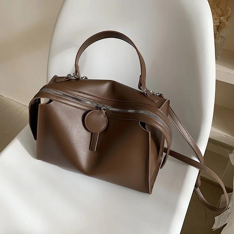 Brand Designer Women handbag Lady Shoulder bag Large Capacity PU Leather female messenger Bag ladies totes 30x20x13cm
Brand Designer Women handbag Lady Shoulder bag Large Capacity PU Leather female messenger Bag ladies totes 30x20x13cm