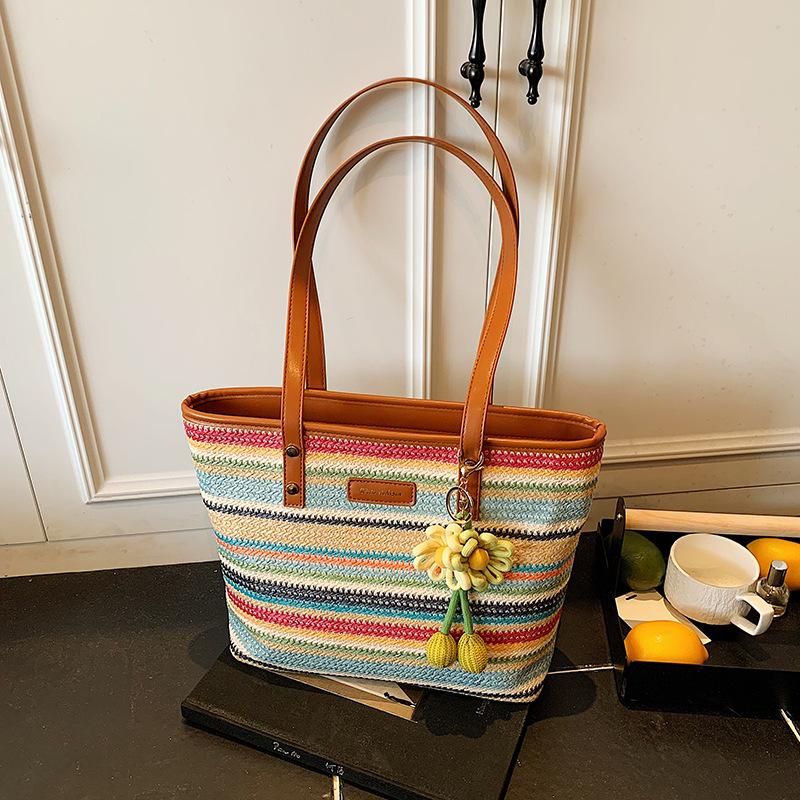 Large-capacity straw beach bag, fashionable and versatile, trendy simple and high-end niche single shoulder underarm handbag
Large-capacity straw beach bag, fashionable and versatile, trendy simple and high-end niche single shoulder underarm handbag
