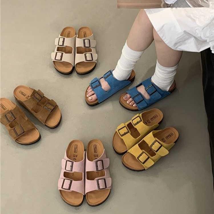 Gu Yun thick-bottomed Birkenstock slippers women s summer wear 2025 new fairy Mori retro leather comfortable sandals 35
Gu Yun thick-bottomed Birkenstock slippers women s summer wear 2025 new fairy Mori retro leather comfortable sandals 35