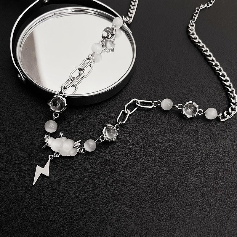 Women s Cloud Lightning Cat s Eye Stone Necklace - Elegant Cold Style Clavicle Chain
Women s Cloud Lightning Cat s Eye Stone Necklace - Elegant Cold Style Clavicle Chain