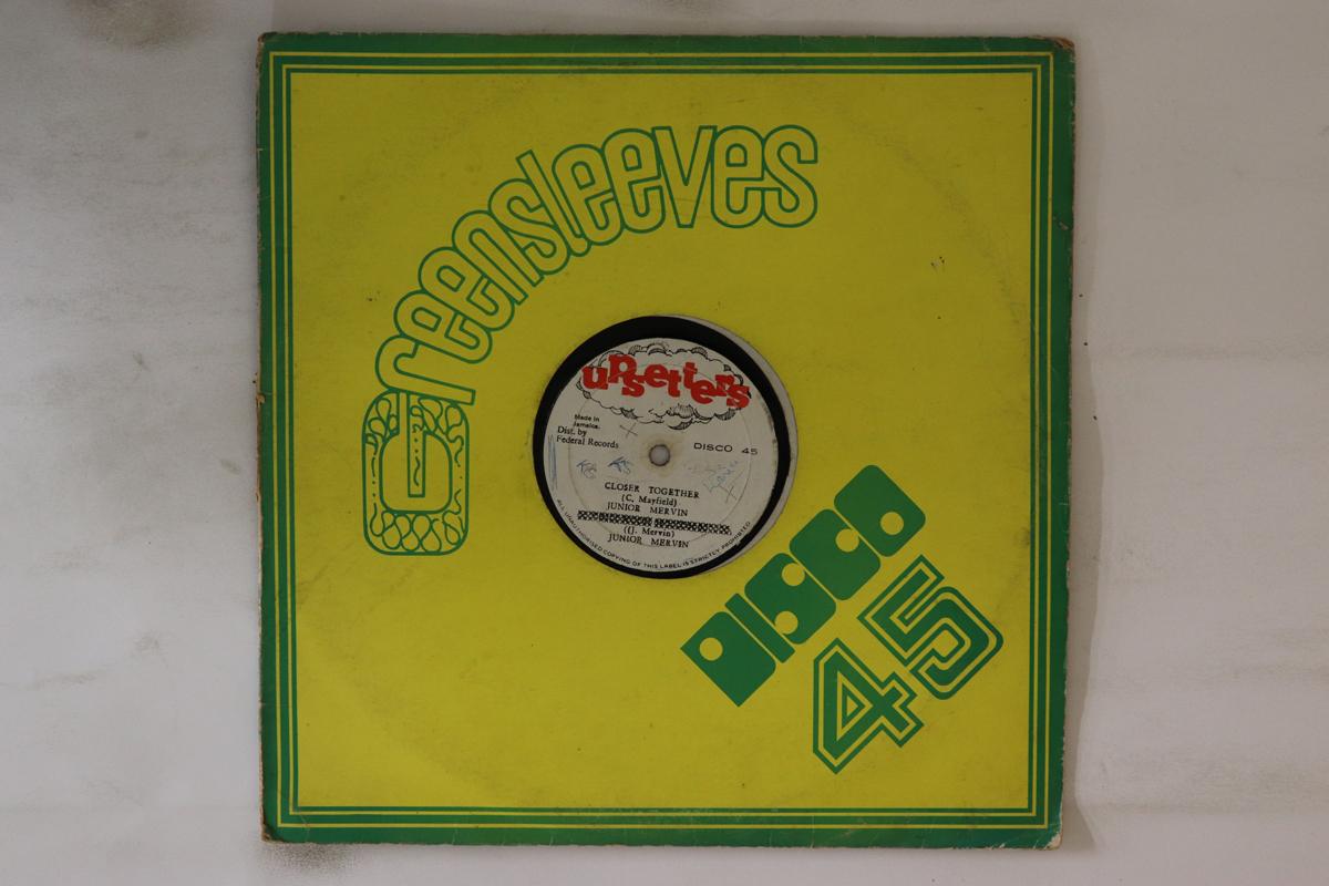 12inch Record JUNIOR MURVIN - Bad Weed / Closer Together none Upsetters 1977 Jamaica Reggae, Ska & Dub Used
12inch Record JUNIOR MURVIN - Bad Weed / Closer Together none Upsetters 1977 Jamaica Reggae, Ska & Dub Used