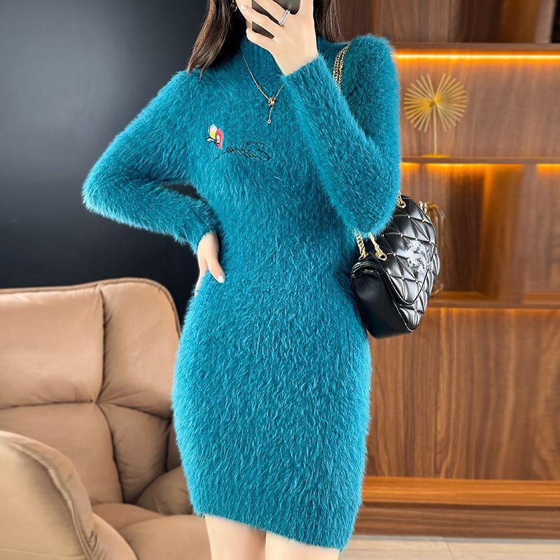 Длинный вязаный свитер с вышивкой и утолщенным кашемиром из искусственной норки для женщин L
Длинный вязаный свитер с вышивкой и утолщенным кашемиром из искусственной норки для женщин L