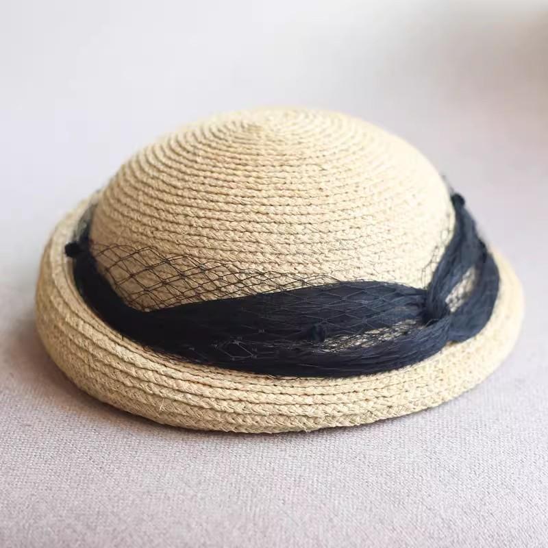 French Natural 100% Raffia Fedoras Hat Double-mode Crimped Top Pillbox Hat Women s Summer Sun Protection Seaside Vacation Berets 55-58cm чорний
French Natural 100% Raffia Fedoras Hat Double-mode Crimped Top Pillbox Hat Women s Summer Sun Protection Seaside Vacation Berets 55-58cm чорний