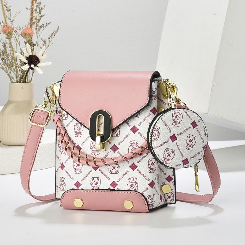 Temperament texture shoulder bag square vertical small square bag new messenger bag casual commuter women s bag bags 17*10*20 розовый
Temperament texture shoulder bag square vertical small square bag new messenger bag casual commuter women s bag bags 17*10*20 розовый