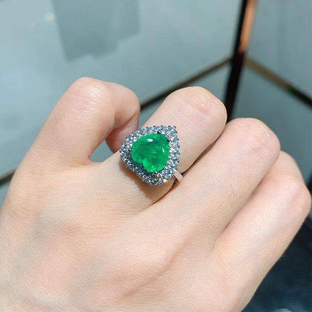 Cellacity Модне кільце у формі серця Штучний турмалін Palaiba Смарагд 10*10 мм Дорогоцінне каміння Жіночі ювелірні вироби на ювілей Resizable зелений
Cellacity Модне кільце у формі серця Штучний турмалін Palaiba Смарагд 10*10 мм Дорогоцінне каміння Жіночі ювелірні вироби на ювілей Resizable зелений