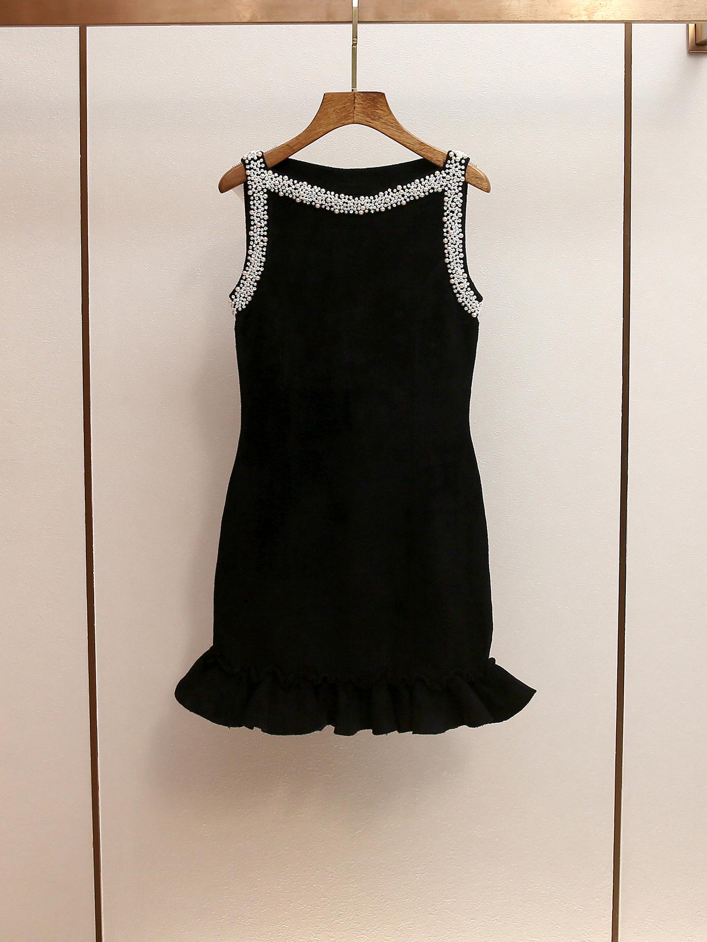 S Brand Hepburn Style Beaded Ruffled Vest Dress - Velvet Feel for Women in Autumn/Winter Collection Medium чёрный
S Brand Hepburn Style Beaded Ruffled Vest Dress - Velvet Feel for Women in Autumn/Winter Collection Medium чёрный