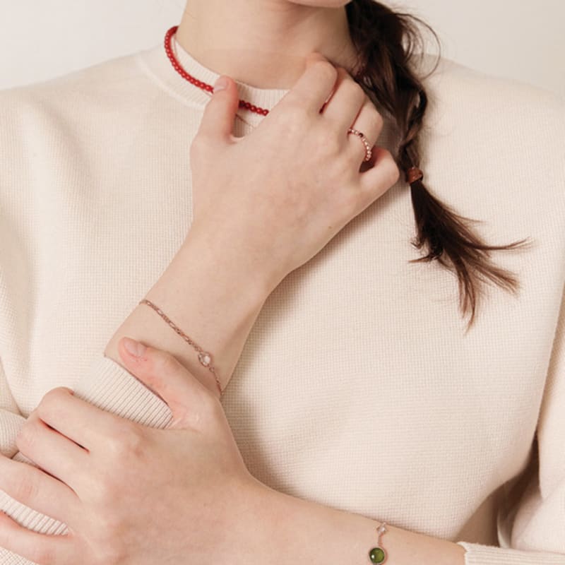 J.Lauren Greenery Pendant Silver Bracelet B01034 single type
J.Lauren Greenery Pendant Silver Bracelet B01034 single type