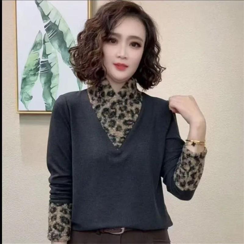 Elegant Color Block Long Sleeve Two-Piece Top for Women - Flattering for Middle-Aged and Elderly Moms 3XL (suggested for 65-70 kg) сірий колір
Elegant Color Block Long Sleeve Two-Piece Top for Women - Flattering for Middle-Aged and Elderly Moms 3XL (suggested for 65-70 kg) сірий колір