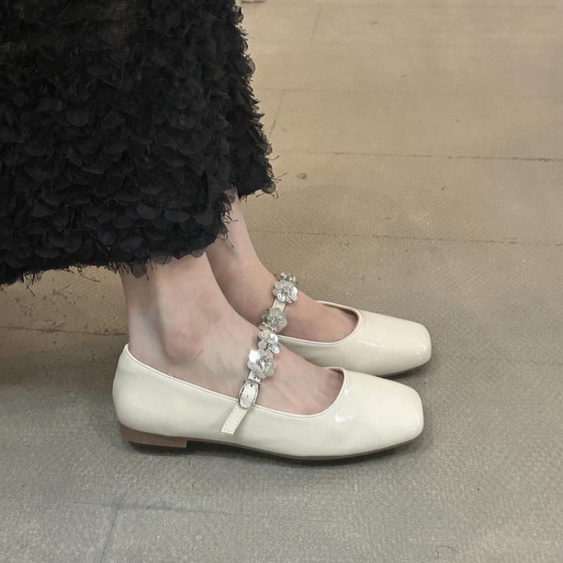 Французская версия~ Нишевые туфли Мэри Джейн с квадратным носком и блестящей пряжкой женские 2025 новые серебристые с юбкой плоские одинарные туфли женские 39
Французская версия~ Нишевые туфли Мэри Джейн с квадратным носком и блестящей пряжкой женские 2025 новые серебристые с юбкой плоские одинарные туфли женские 39