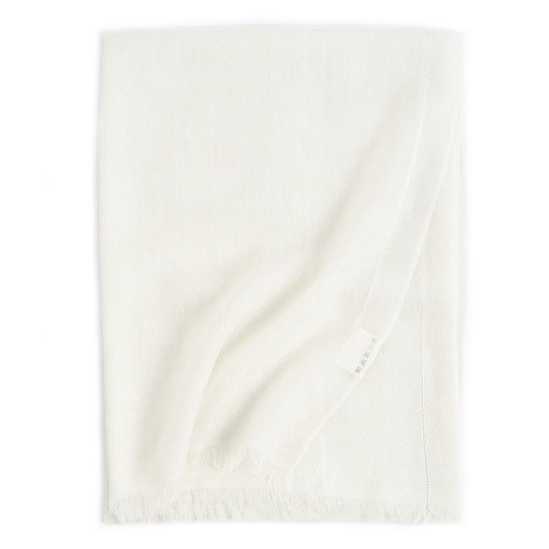 Новый кашемировый кольцевой бархатный однотонный женский тонкий шарф простой длинный шаль-шарф белый
Новый кашемировый кольцевой бархатный однотонный женский тонкий шарф простой длинный шаль-шарф белый