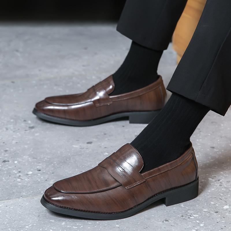 Men s shoes four-season business casual leather shoes men s trend loafers one-pedal German 46 коричневий
Men s shoes four-season business casual leather shoes men s trend loafers one-pedal German 46 коричневий
