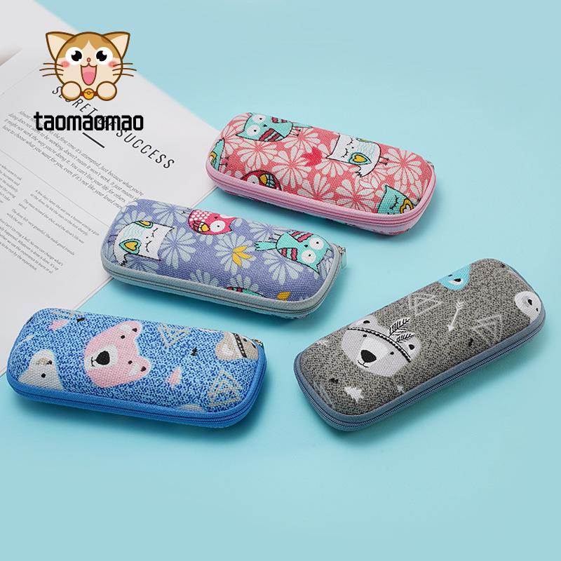New High-End Oval Cartoon Eyeglass Case with Zipper - Stylish Storage for Students & Women розовый
New High-End Oval Cartoon Eyeglass Case with Zipper - Stylish Storage for Students & Women розовый