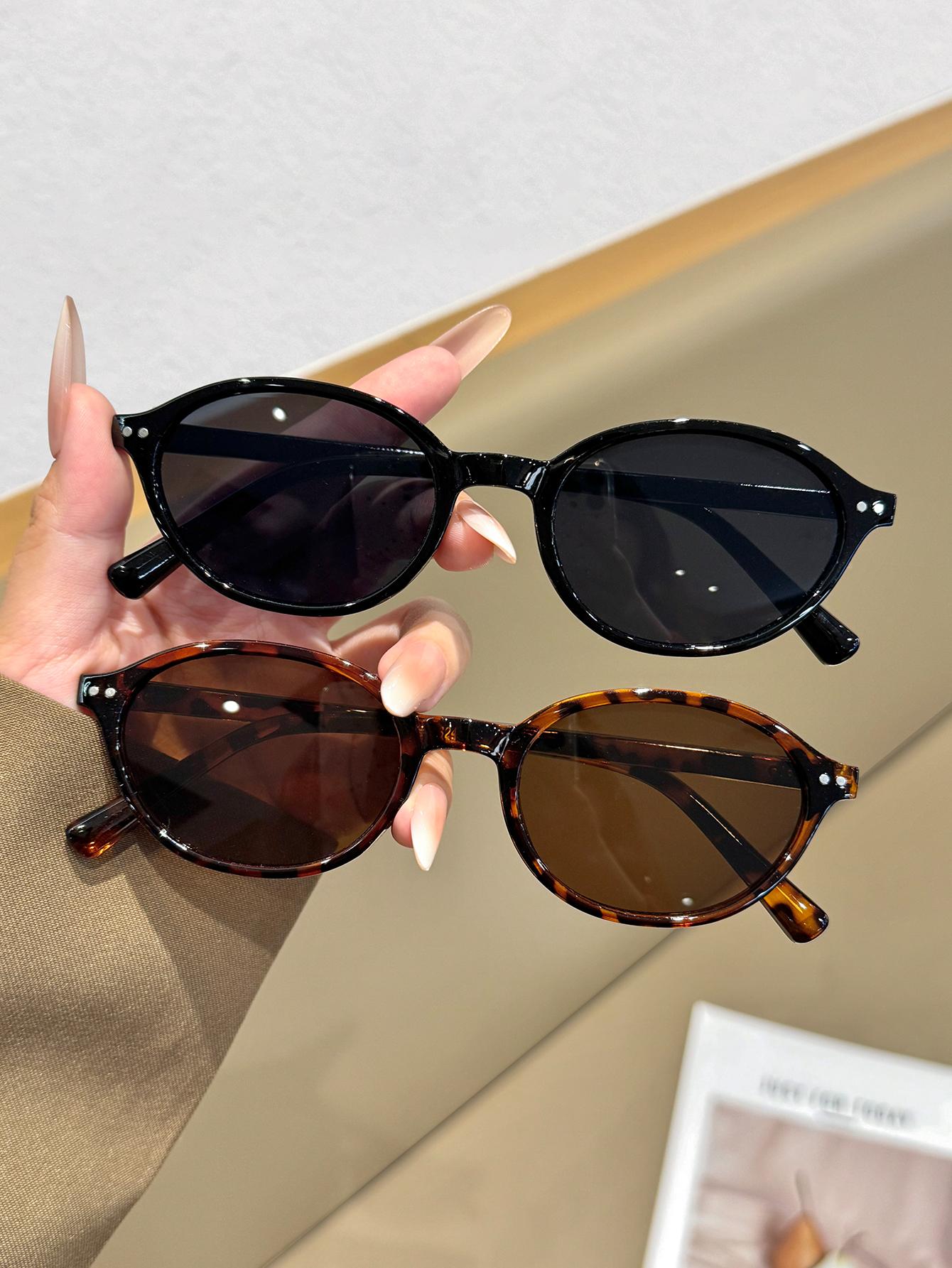 2Pcs Classic Simple Fashion Oval Frame Design Fashionable Women s Sunglasses Set Suitable for Street Photography, Vacation, Part
2Pcs Classic Simple Fashion Oval Frame Design Fashionable Women s Sunglasses Set Suitable for Street Photography, Vacation, Part
