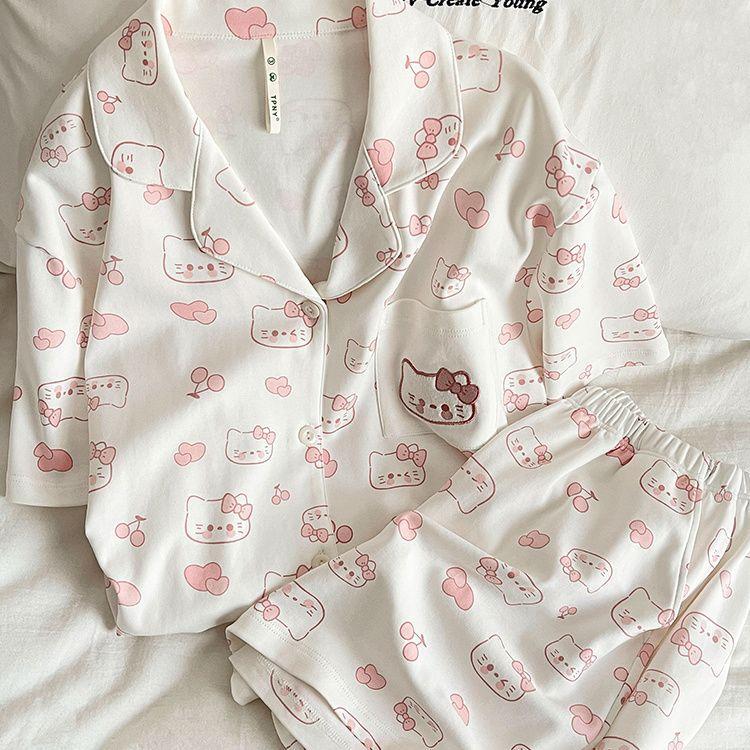 Japanese Internet celebrities new Kitty cat pajamas women s summer short-sleeved shorts cardigan suit women s casual loungewear S
Japanese Internet celebrities new Kitty cat pajamas women s summer short-sleeved shorts cardigan suit women s casual loungewear S