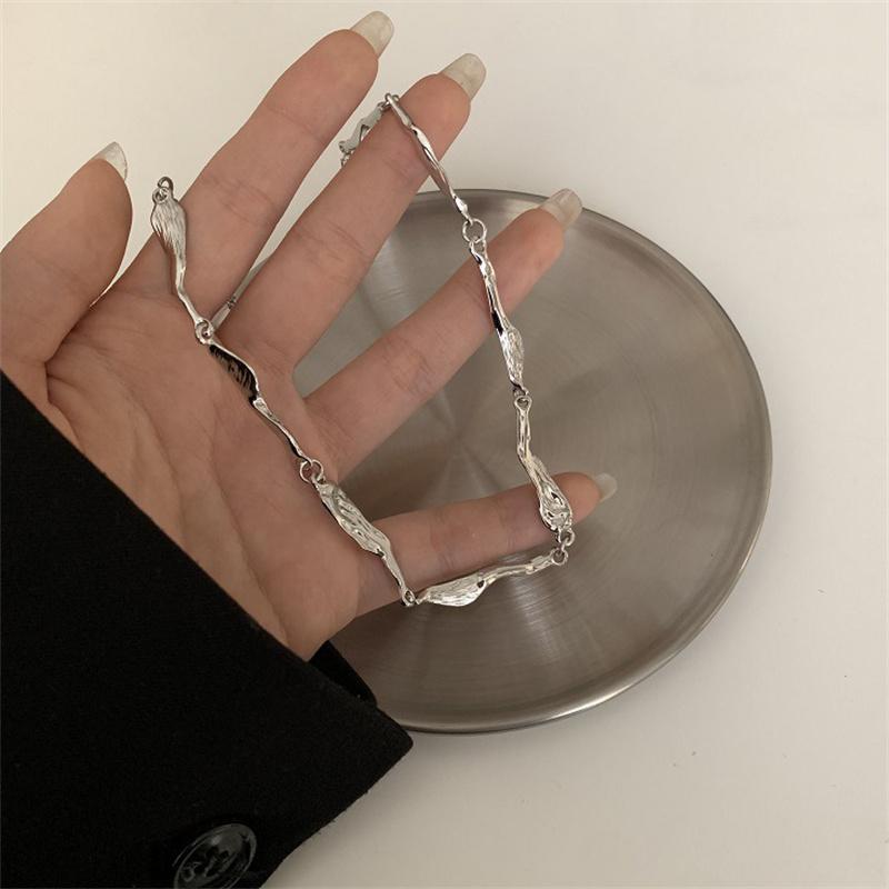 Корейское ожерелье Kurapika Chains для женщин, нерегулярное геометрическое короткое колье в стиле панк-готика
Корейское ожерелье Kurapika Chains для женщин, нерегулярное геометрическое короткое колье в стиле панк-готика