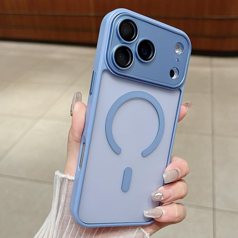 iPhone17PROMAX Yadun skin-sensitive magnetic mobile phone case is suitable for Apple 16 all-inclusive lens film protective case. iPhone 17
iPhone17PROMAX Yadun skin-sensitive magnetic mobile phone case is suitable for Apple 16 all-inclusive lens film protective case. iPhone 17