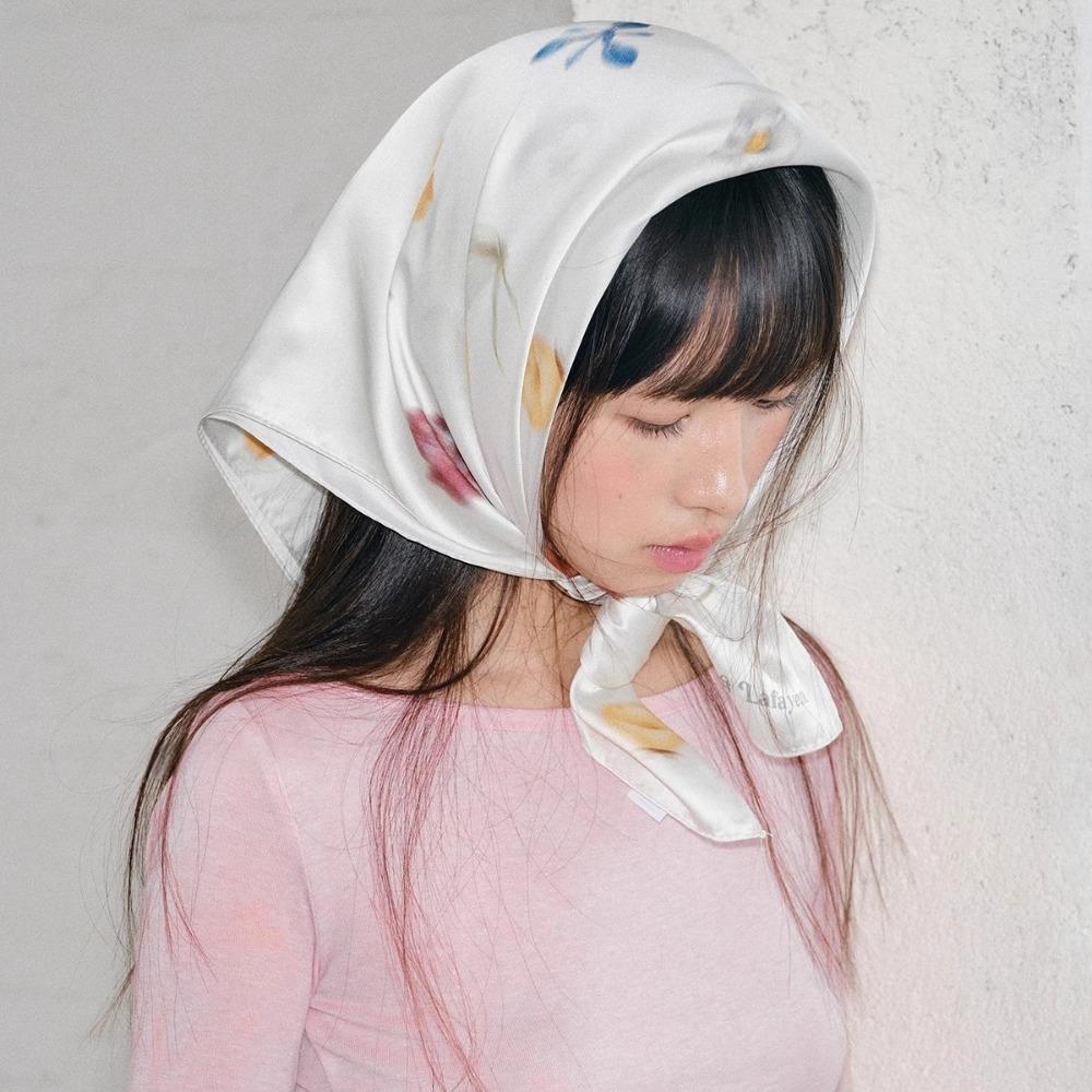 Graceful Puppy Hair Band Flower Butterfly Scarves Headwear Blurred Flowers Hair Scarf Girls Style 9
Graceful Puppy Hair Band Flower Butterfly Scarves Headwear Blurred Flowers Hair Scarf Girls Style 9