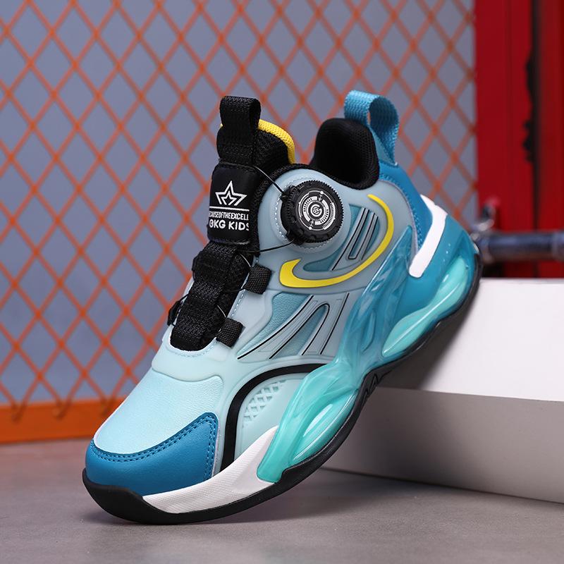 Чоловічі кросівки для баскетболу Guochao для хлопчиків 2025: Осінньо-зимовий шкіряний та оксамитовий з поворотним ґудзиком Size 38
Чоловічі кросівки для баскетболу Guochao для хлопчиків 2025: Осінньо-зимовий шкіряний та оксамитовий з поворотним ґудзиком Size 38