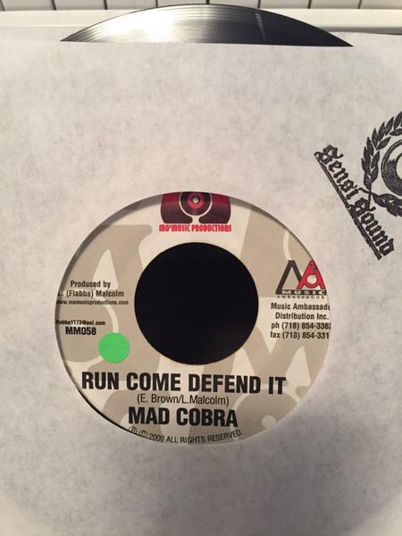 7inch Record MAD COBRA CHRISTOPHER Run Come Defend It All I Have MM058 Mo Music Produ 2000 US Reggae Ska Dub Used
7inch Record MAD COBRA CHRISTOPHER Run Come Defend It All I Have MM058 Mo Music Produ 2000 US Reggae Ska Dub Used