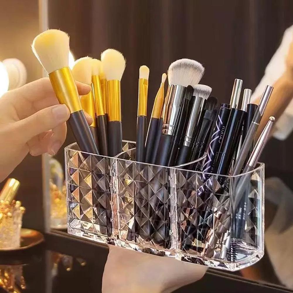 3 Compartment Makeup Tool Organizer - Eyebrow Pen Lip Gloss Desk Storage Caddy
3 Compartment Makeup Tool Organizer - Eyebrow Pen Lip Gloss Desk Storage Caddy