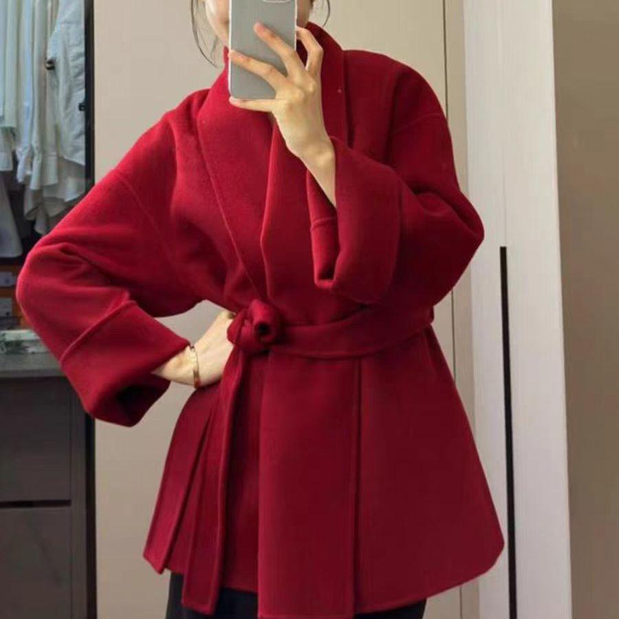 Пальто-халат из смесовой шерсти с двусторонней шенилловой отделкой - Маленький короткий, Осень/Зима 2024 One Size (100-150 lbs)
Пальто-халат из смесовой шерсти с двусторонней шенилловой отделкой - Маленький короткий, Осень/Зима 2024 One Size (100-150 lbs)