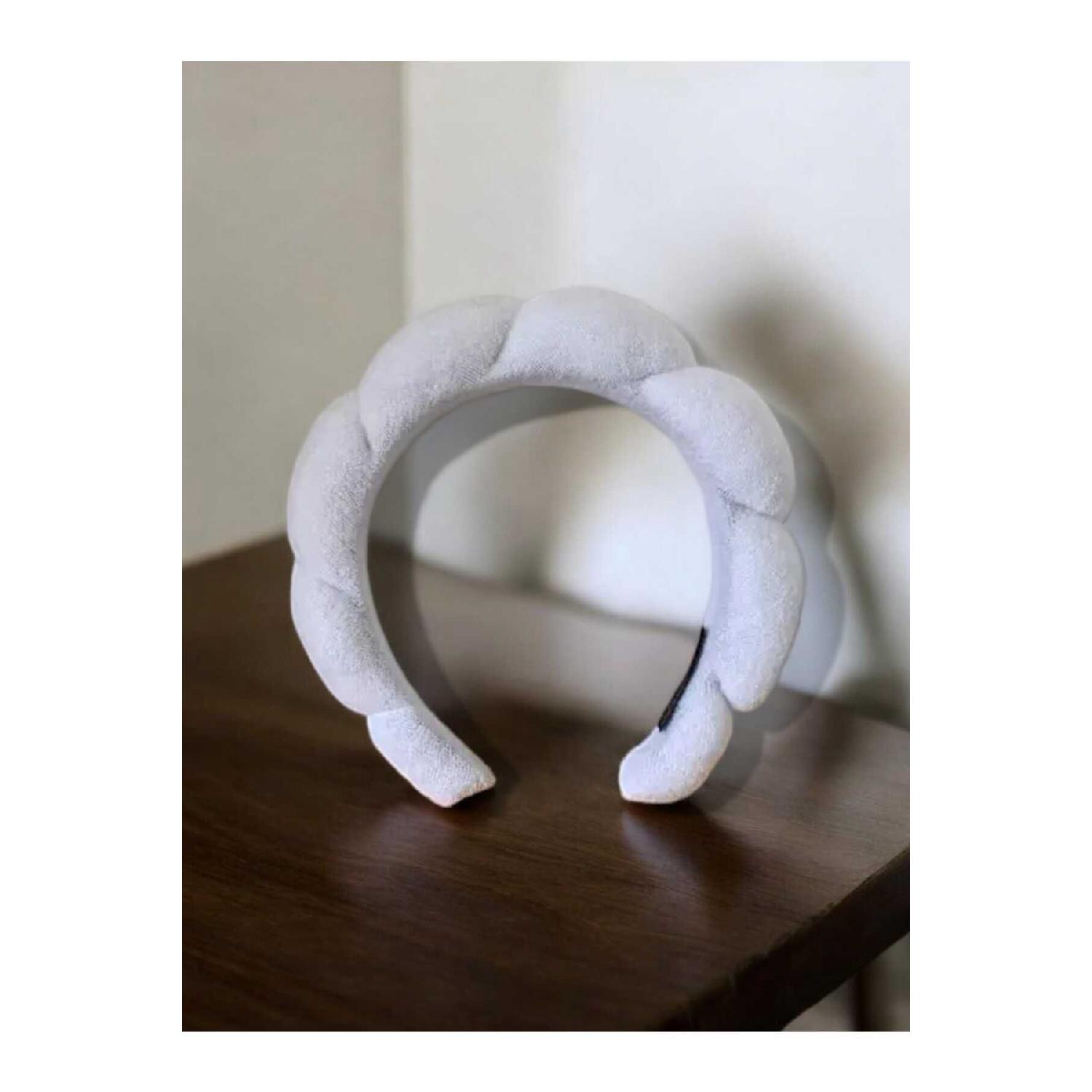 Makeup Hair Band Face Washing Headband Cloud Sponge Hair Band Skin Care Headband розовый
Makeup Hair Band Face Washing Headband Cloud Sponge Hair Band Skin Care Headband розовый